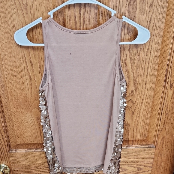 Charlotte Russe Shimmering Gold Sequin Tank Top - Picture 5 of 5